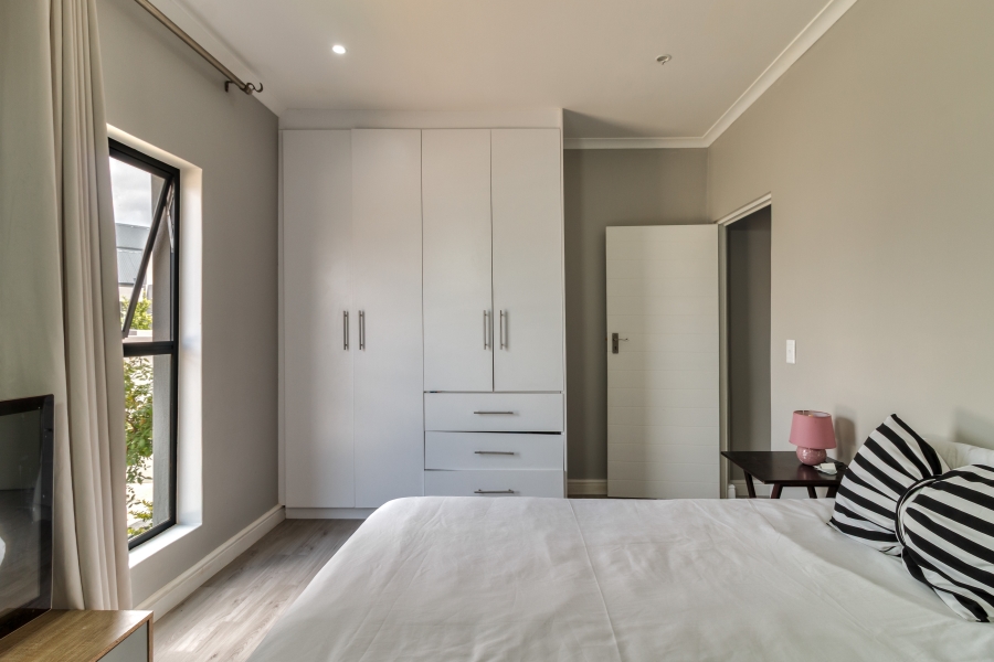 4 Bedroom Property for Sale in Aan de Wijnlanden Western Cape